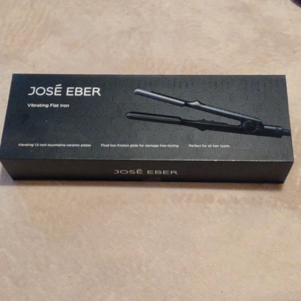 José Eber vibrating flat iron